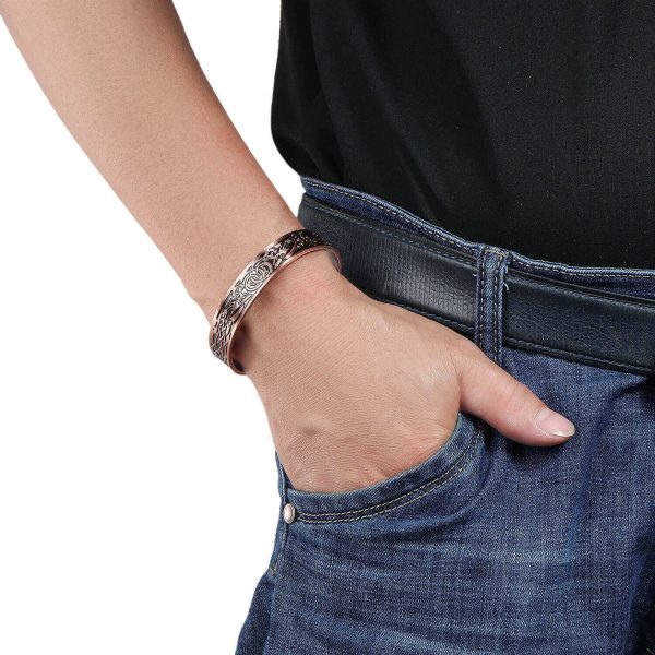 wearing copper therapy bracelet